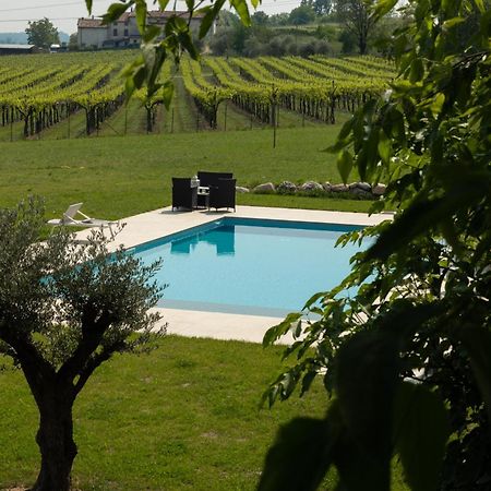 Bed And Breakfast Le Giale Castelnuovo del Garda Buitenkant foto