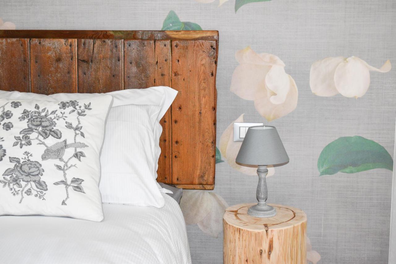 Bed And Breakfast Le Giale Castelnuovo del Garda Buitenkant foto