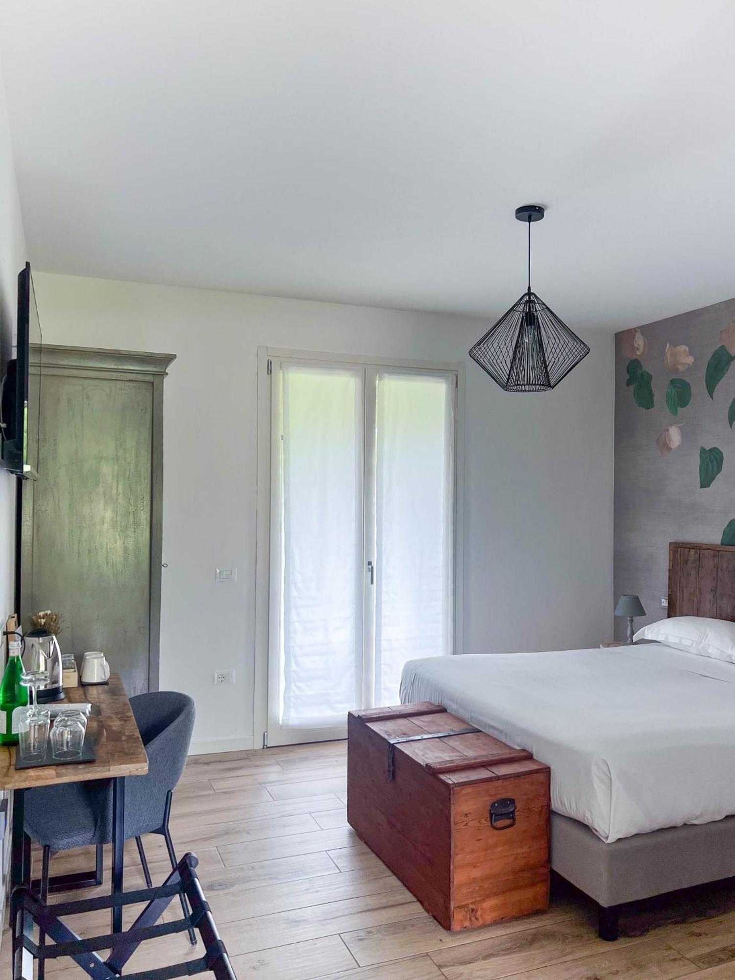 Bed And Breakfast Le Giale Castelnuovo del Garda Kamer foto